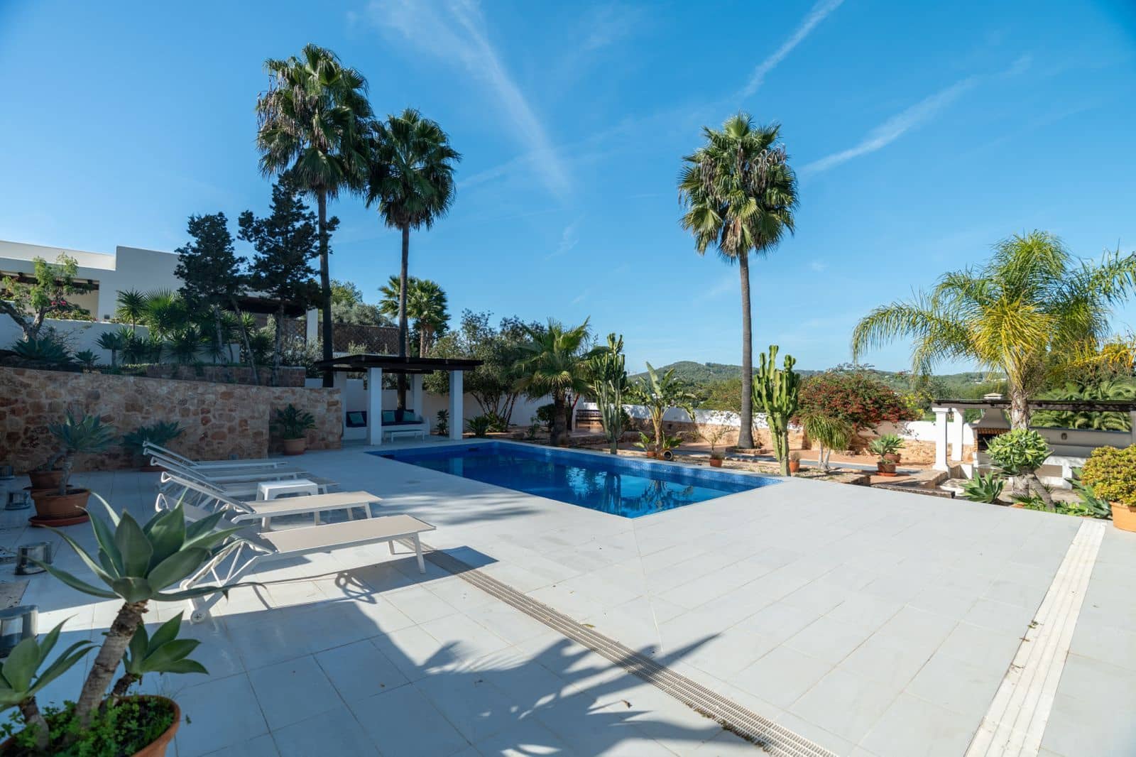 Chalet de 4 habitaciones en Ibiza / Eivissa ciudad en venta con piscina garaje - 3.950.000 € (Ref: 9451633)