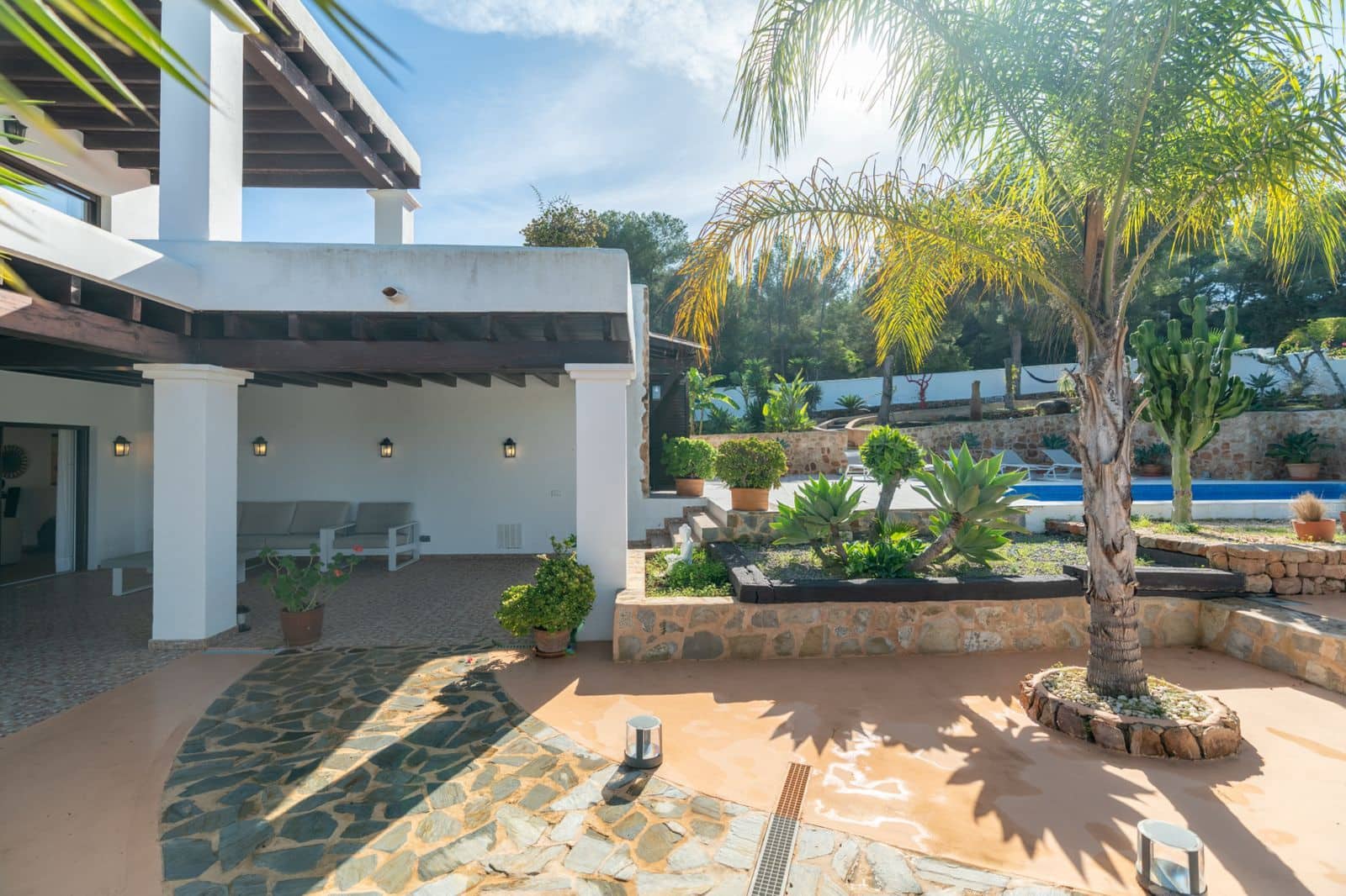 Chalet de 4 habitaciones en Ibiza / Eivissa ciudad en venta con piscina garaje - 3.950.000 € (Ref: 9451633)