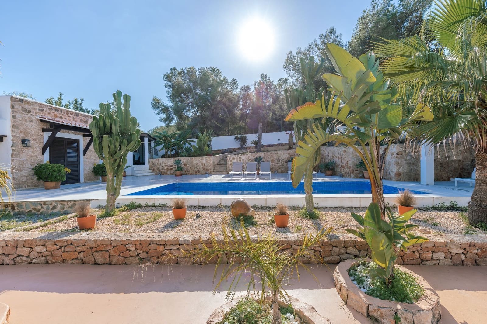 Chalet de 4 habitaciones en Ibiza / Eivissa ciudad en venta con piscina garaje - 3.950.000 € (Ref: 9451633)