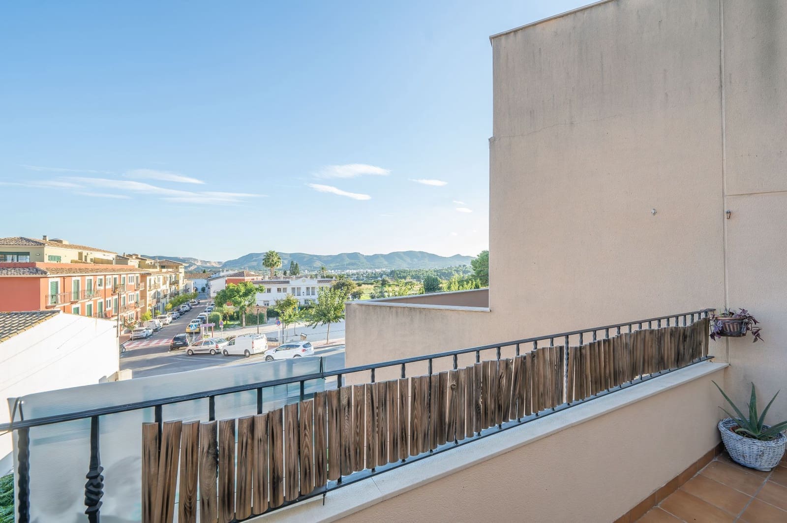 Chalet de 3 habitaciones en Dénia en venta con garaje - 265.000 € (Ref: 9455853)