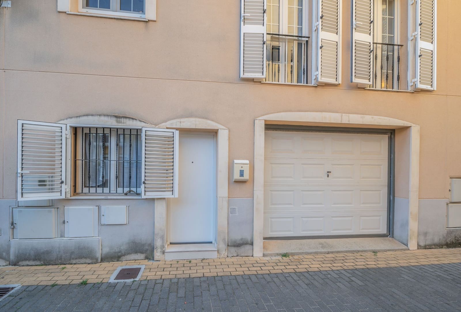 Chalet de 3 habitaciones en Dénia en venta con garaje - 265.000 € (Ref: 9455853)