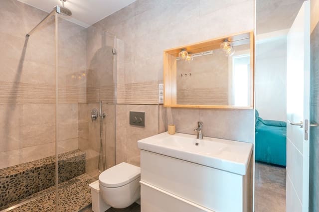 2 bedroom Flat for sale in Sant Antoni de Portmany - € 360,000 (Ref: 9455854)
