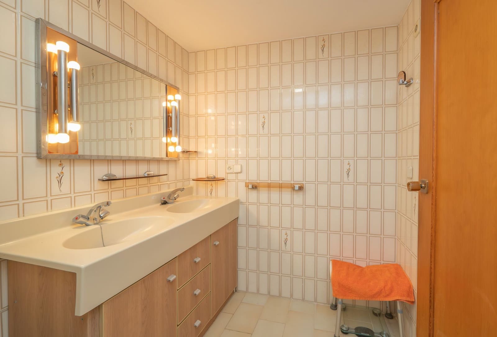 3 Zimmer Apartment zu verkaufen in El Campello mit Pool Garage - 783.000 € (Ref: 9455855)