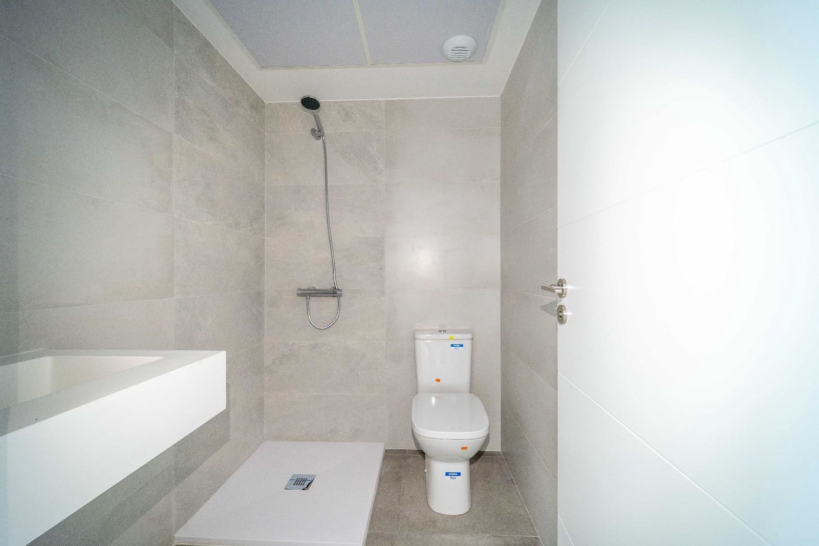 2 makuuhuone Asunto myytävänä paikassa Benalmadena mukana uima-altaan - 309 000 € (Ref: 9465175)