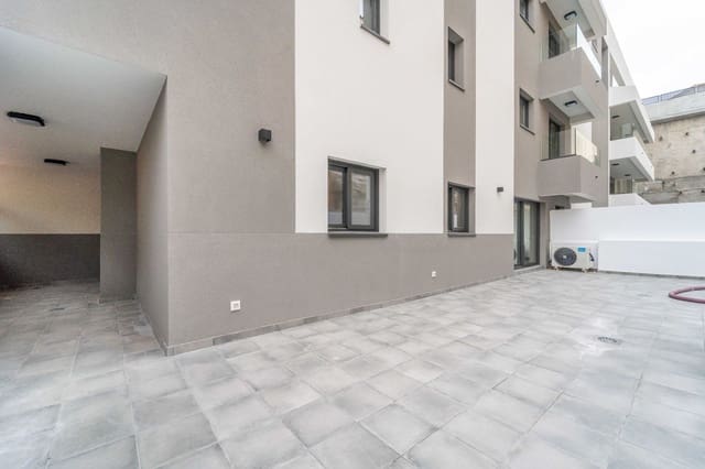 2 makuuhuone Asunto myytävänä paikassa Benalmádena mukana uima-altaan - 309 000 € (Ref: 9465175)