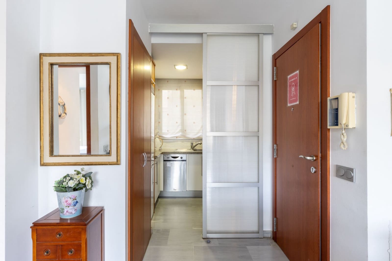 Piso de 2 habitaciones en Dénia en venta con piscina garaje - 285.000 € (Ref: 9470313)