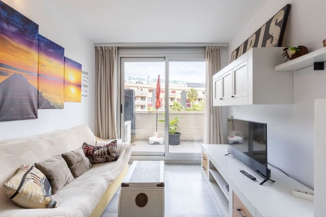 Piso de 2 habitaciones en Dénia en venta con piscina garaje - 285.000 € (Ref: 9470313)