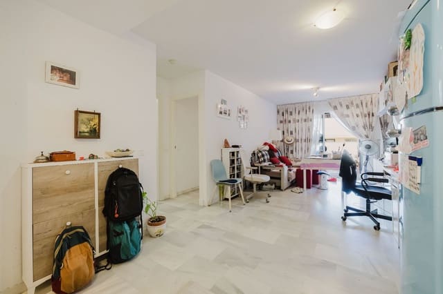 2 makuuhuone Asunto myytävänä paikassa Benalmádena - 283 000 € (Ref: 9472229)