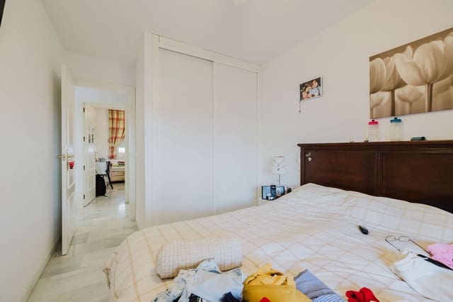 2 makuuhuone Asunto myytävänä paikassa Benalmádena - 283 000 € (Ref: 9472229)