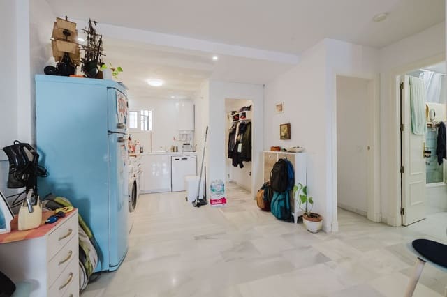 2 makuuhuone Asunto myytävänä paikassa Benalmádena - 283 000 € (Ref: 9472229)