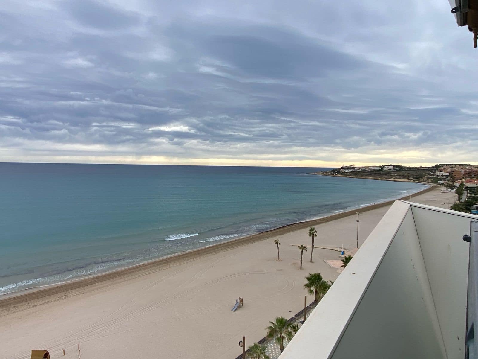 2 makuuhuone Huoneisto vuokrattavana paikassa Alicante kaupunki mukana uima-altaan 
autotalli - 2 300 € (Ref: 9475914)