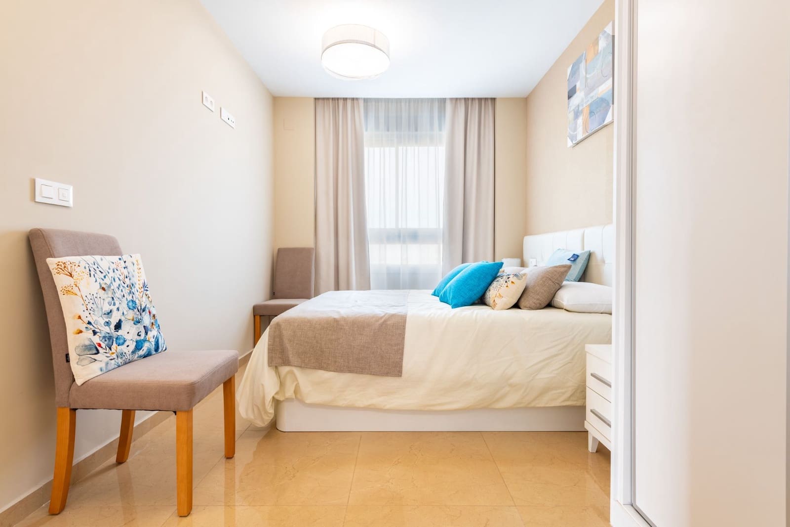 2 makuuhuone Huoneisto myytävänä paikassa Castello de la Plana mukana uima-altaan 
autotalli - 195 000 € (Ref: 9480933)