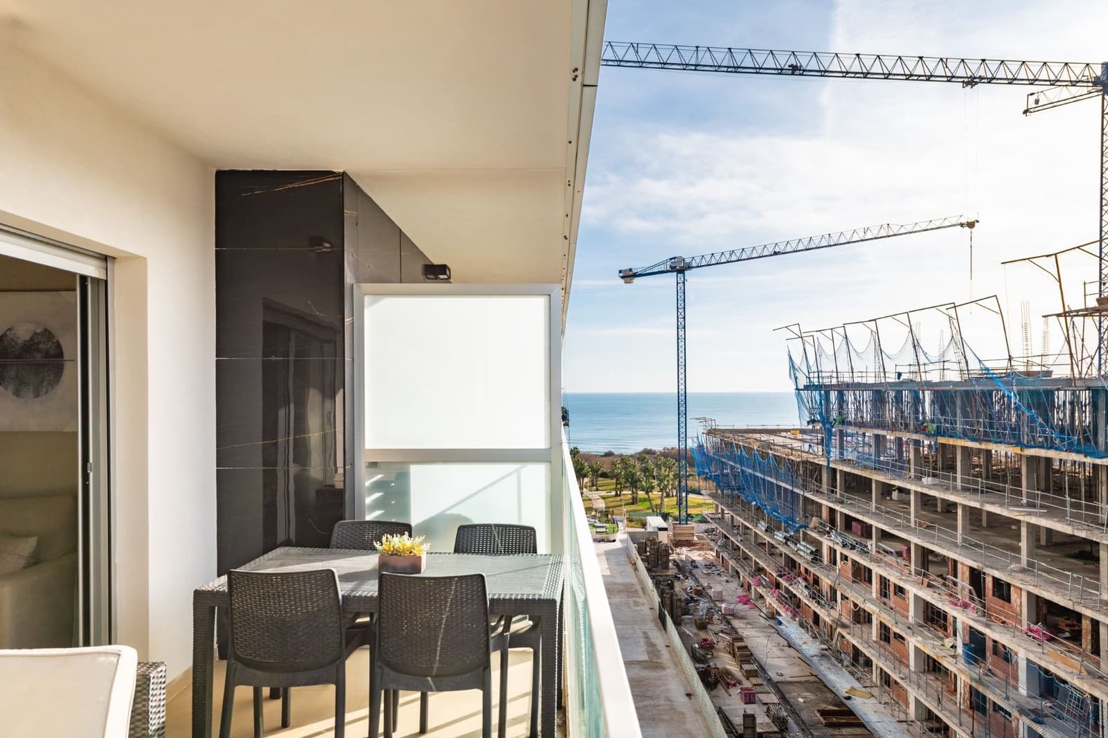 2 makuuhuone Huoneisto myytävänä paikassa Castello de la Plana mukana uima-altaan 
autotalli - 195 000 € (Ref: 9480933)