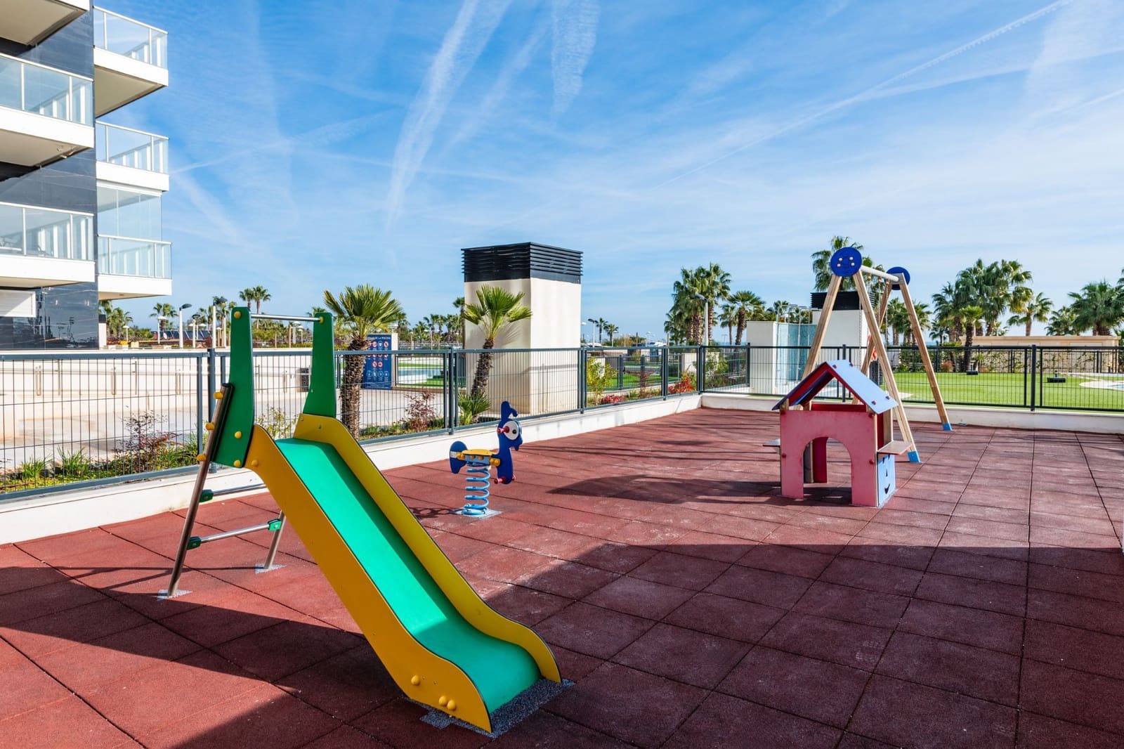 2 makuuhuone Huoneisto myytävänä paikassa Castello de la Plana mukana uima-altaan 
autotalli - 195 000 € (Ref: 9480933)