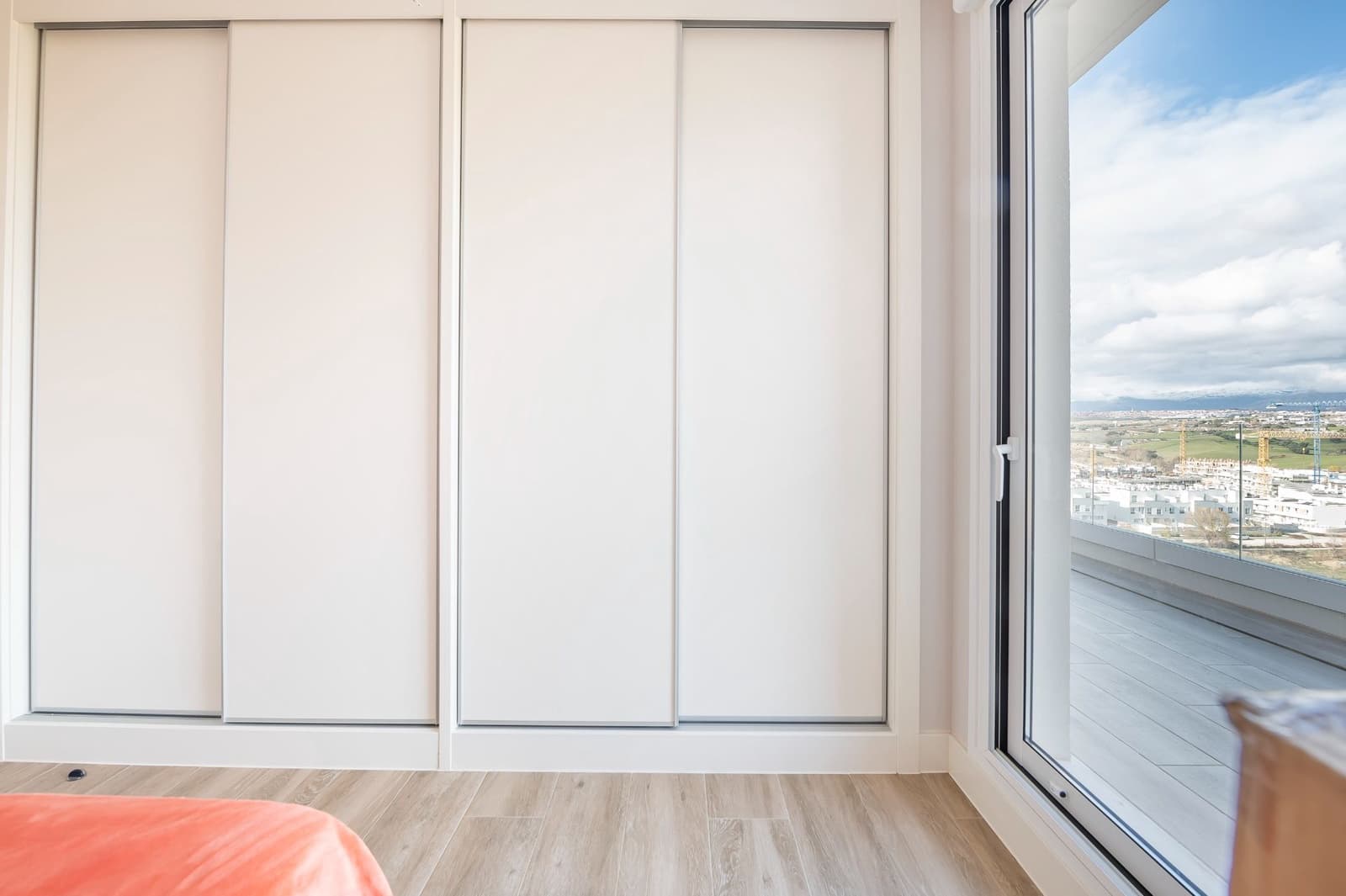 2 bedroom Penthouse for sale in Tres Cantos with pool garage - € 849,000 (Ref: 9480935)