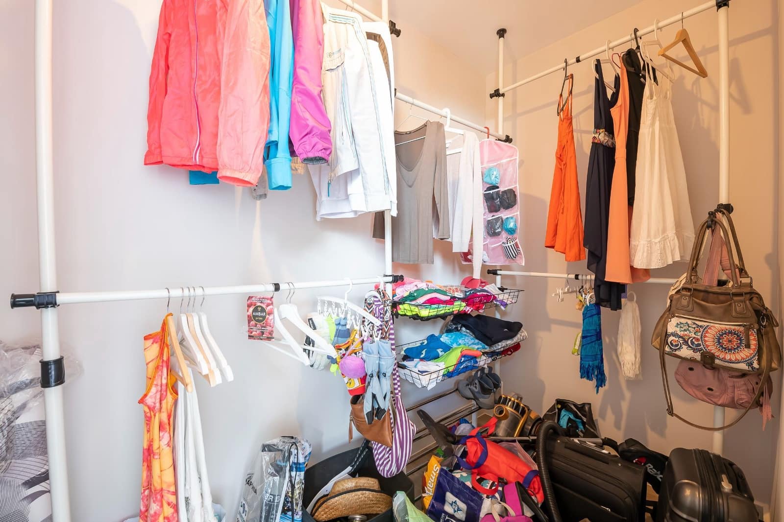 2 bedroom Penthouse for sale in Tres Cantos with pool garage - € 849,000 (Ref: 9480935)