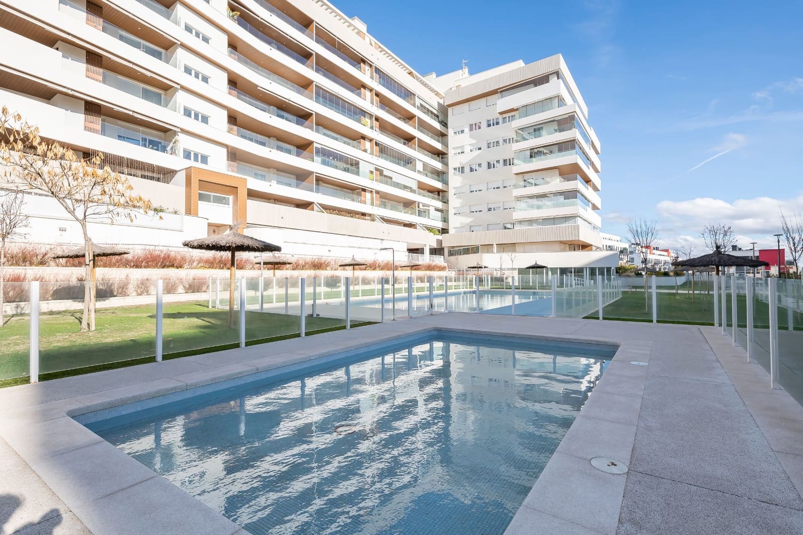 2 bedroom Penthouse for sale in Tres Cantos with pool garage - € 849,000 (Ref: 9480935)