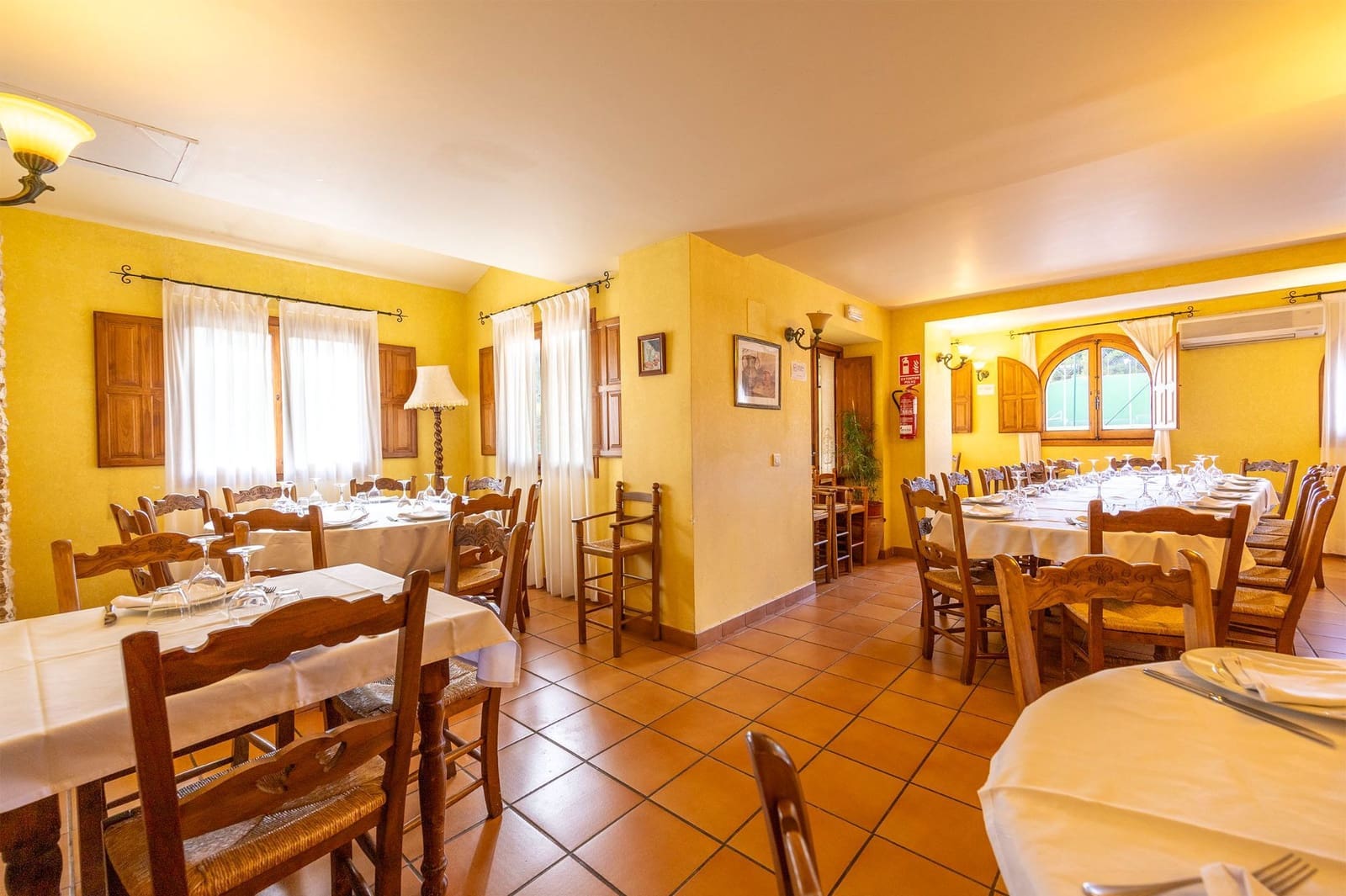 21 bedroom Villa for sale in Torremanzanas - € 1,250,000 (Ref: 9480936)