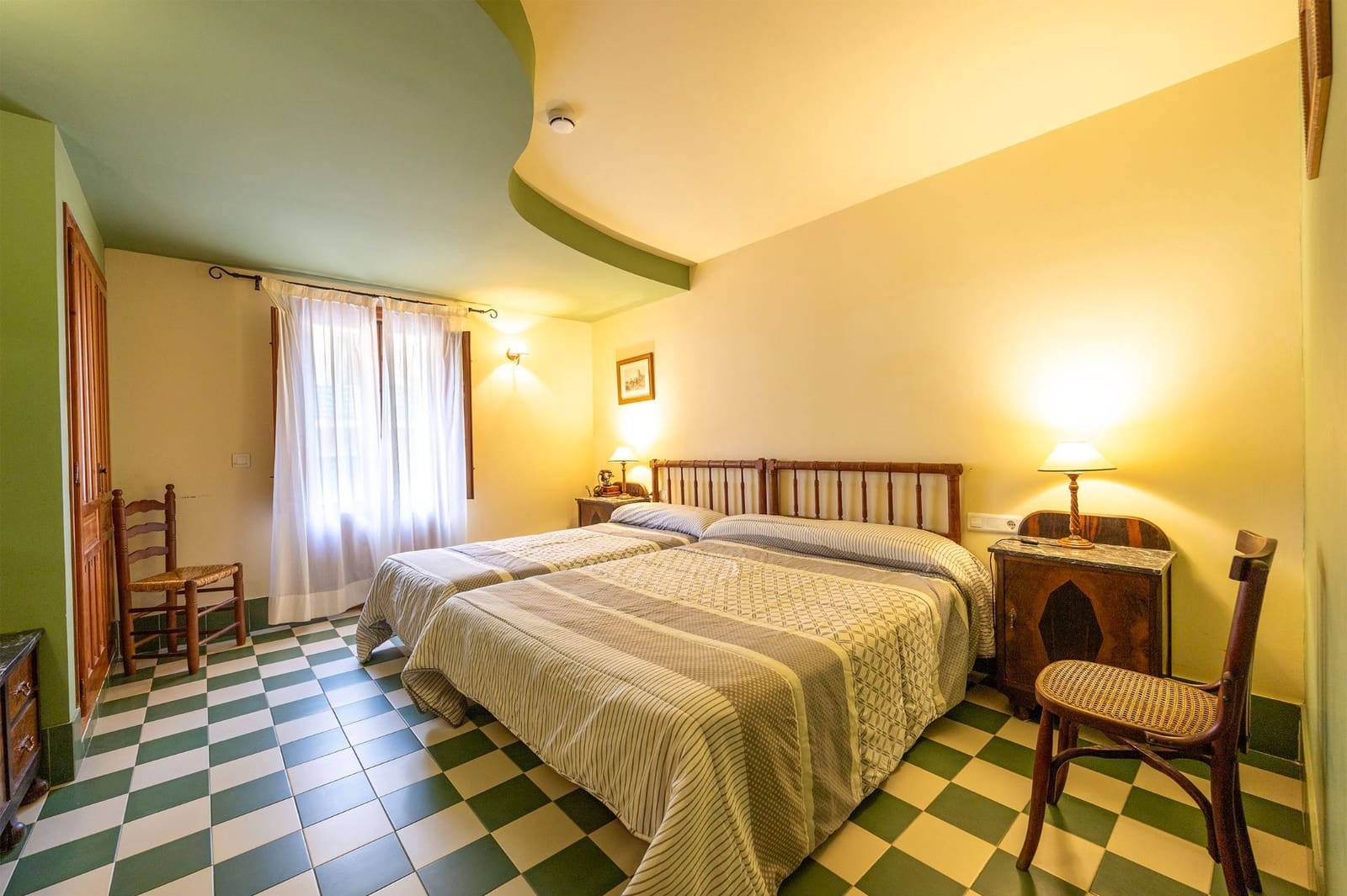 21 bedroom Villa for sale in Torremanzanas - € 1,250,000 (Ref: 9480936)