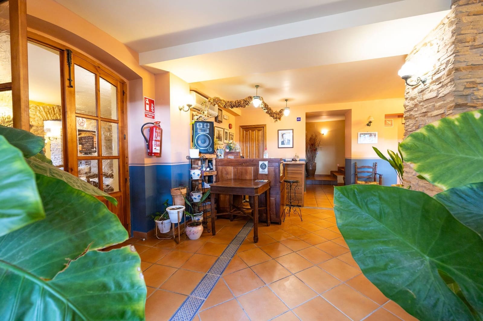 21 bedroom Villa for sale in Torremanzanas - € 1,250,000 (Ref: 9480936)