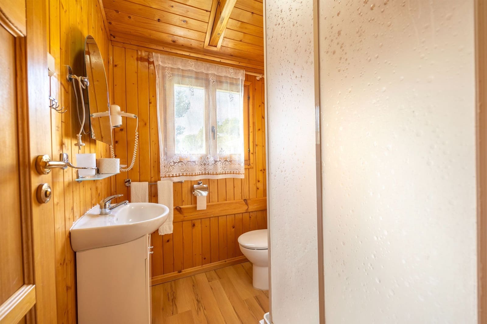 21 bedroom Villa for sale in Torremanzanas - € 1,250,000 (Ref: 9480936)