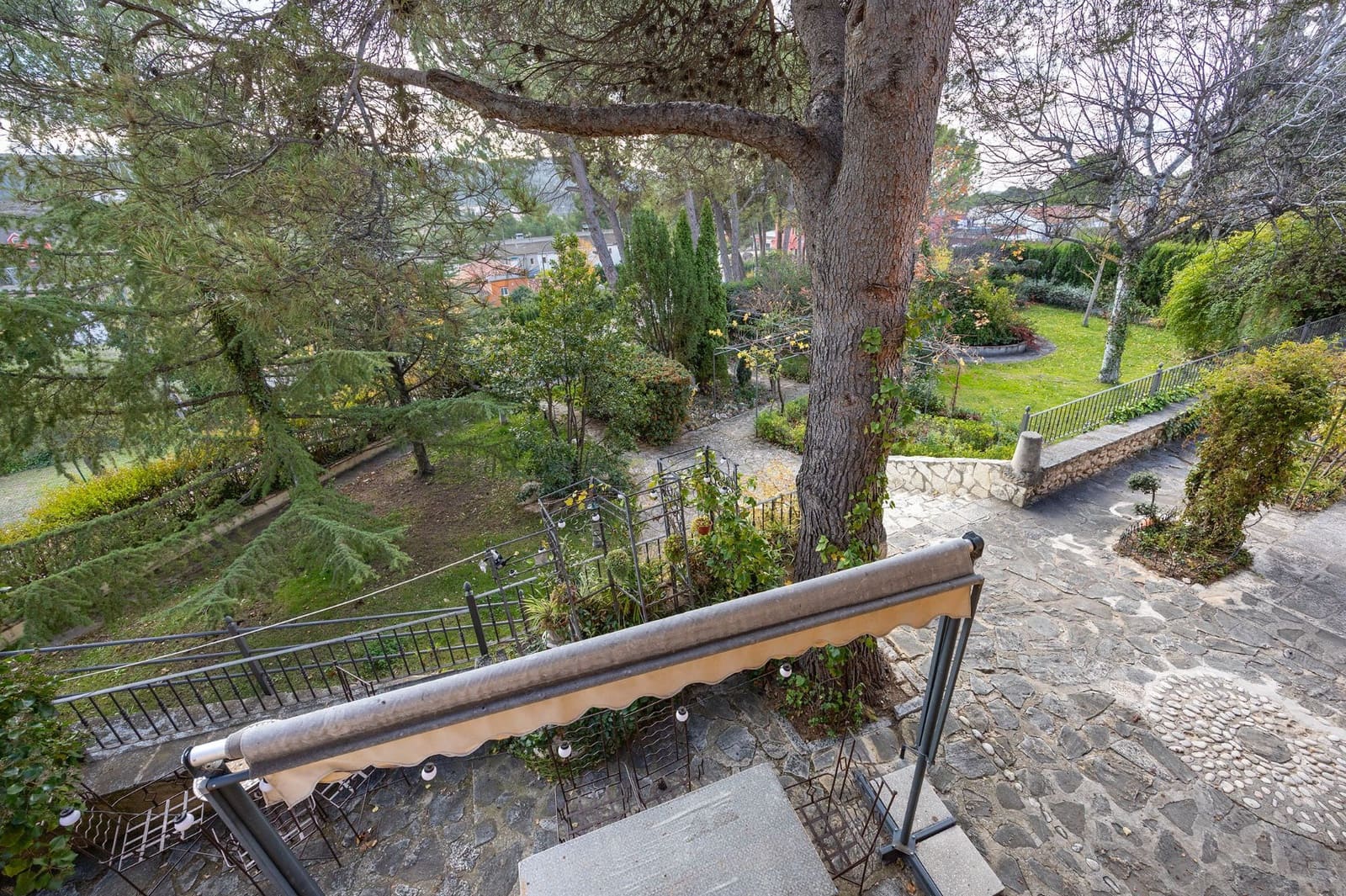 21 bedroom Villa for sale in Torremanzanas - € 1,250,000 (Ref: 9480936)