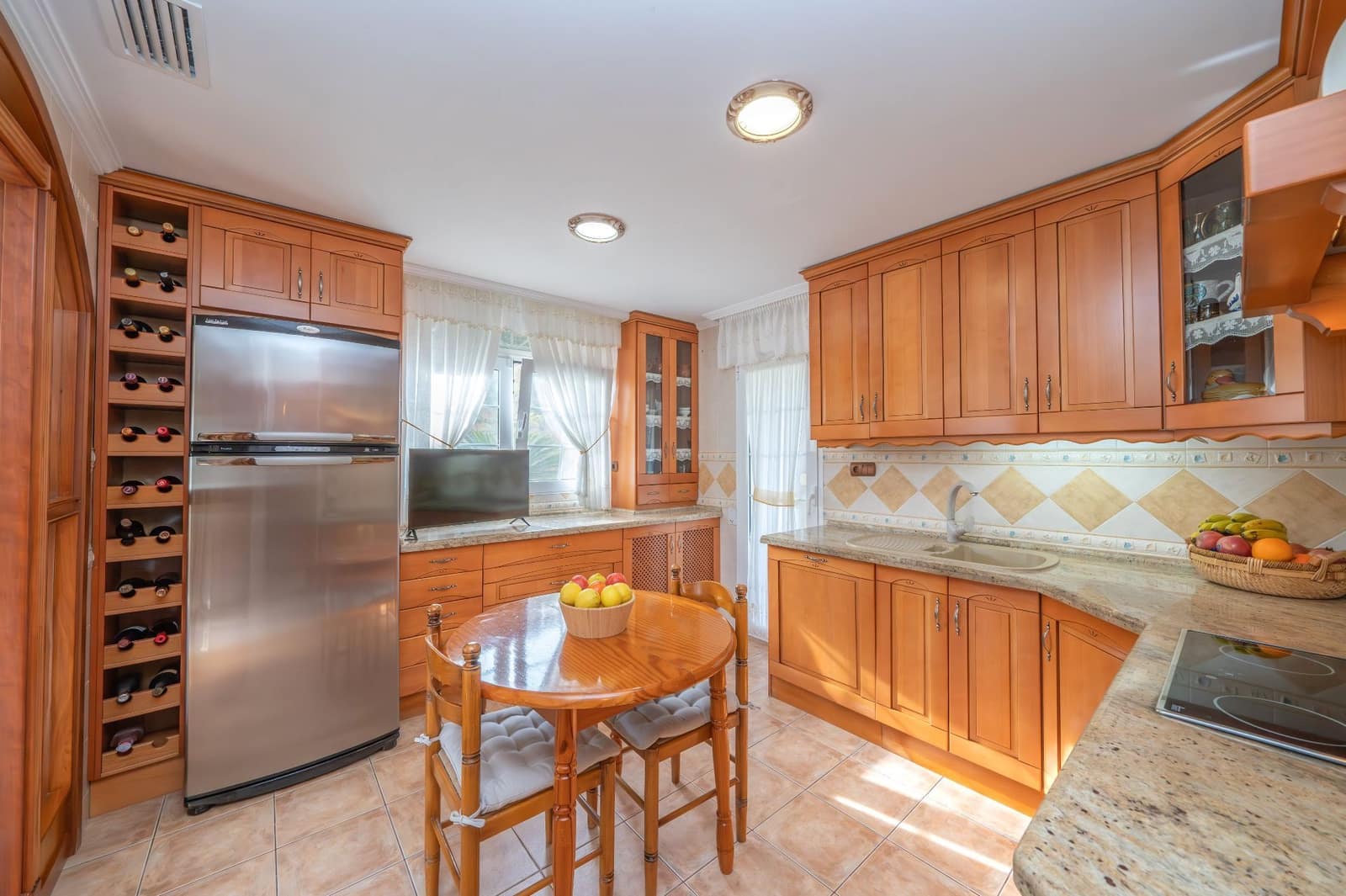 Pareado en El Campello en venta con garaje - 590.000 € (Ref: 9483427)