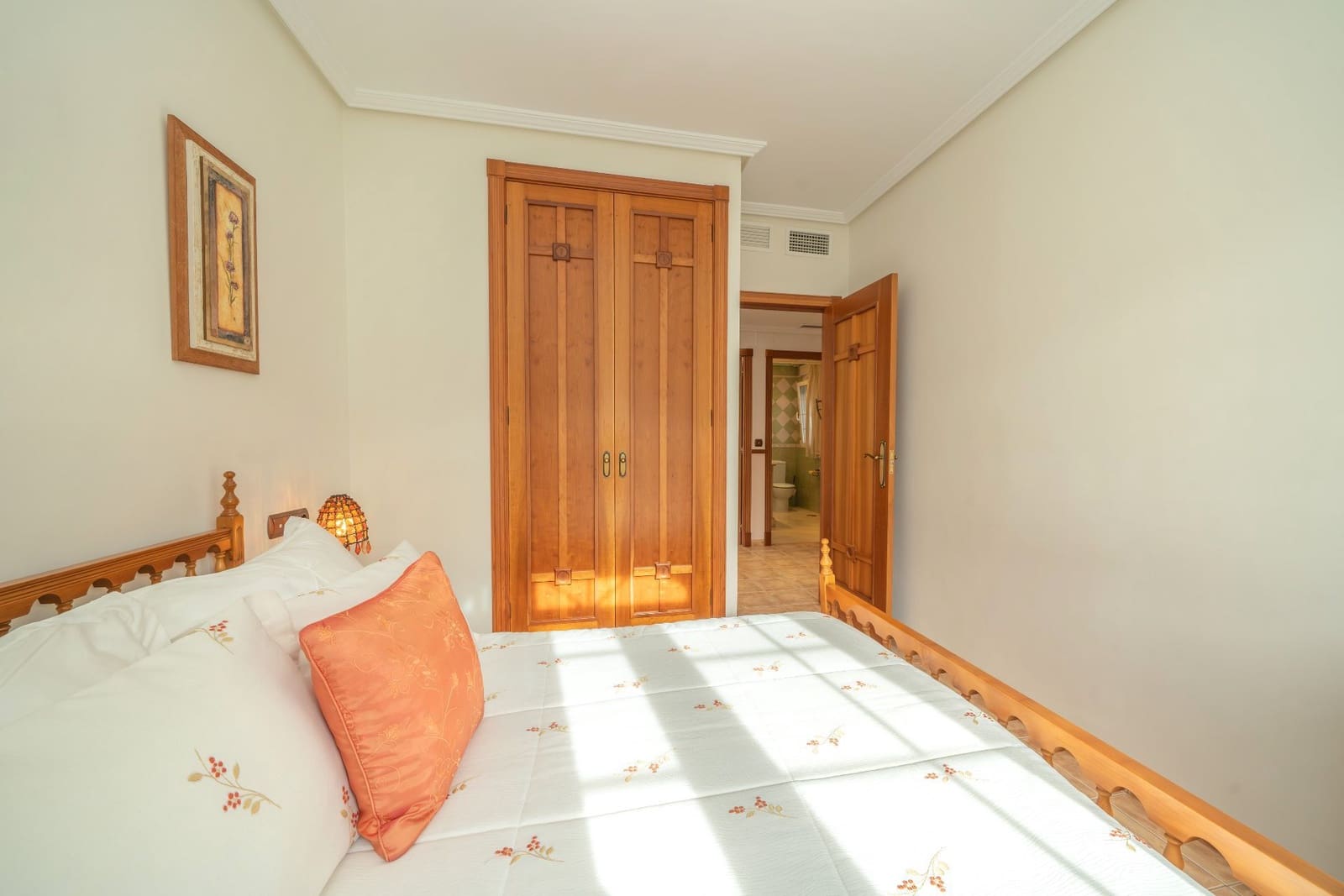 Pareado en El Campello en venta con garaje - 590.000 € (Ref: 9483427)