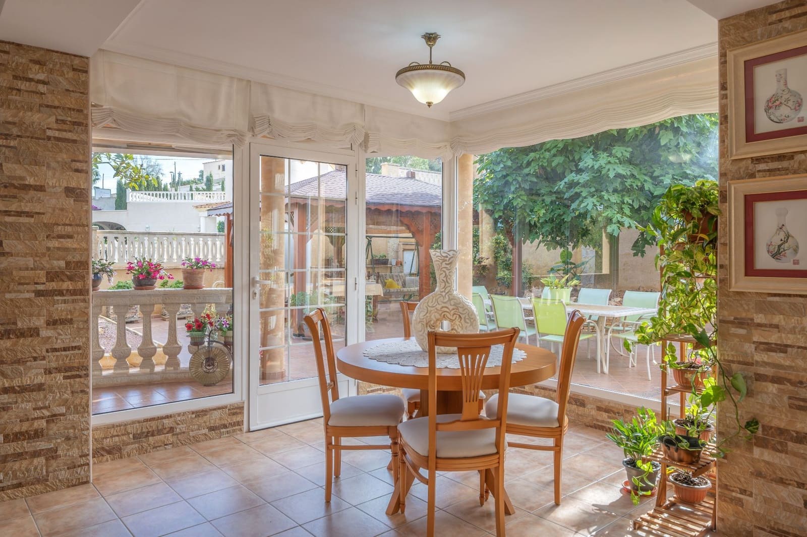 Pareado en El Campello en venta con garaje - 590.000 € (Ref: 9483427)