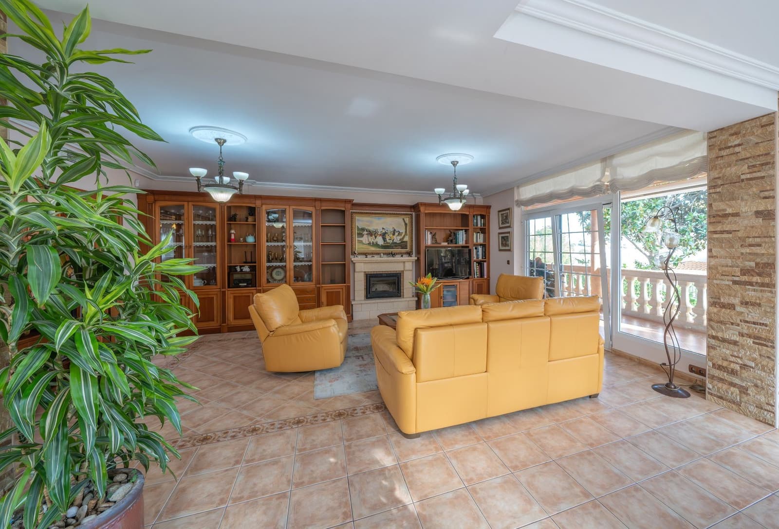 Pareado en El Campello en venta con garaje - 590.000 € (Ref: 9483427)