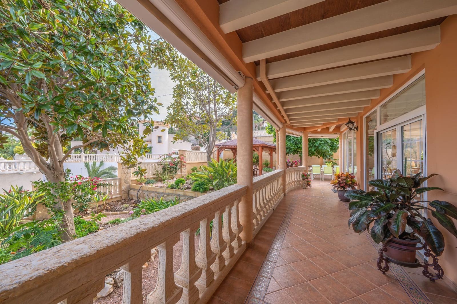 Pareado en El Campello en venta con garaje - 590.000 € (Ref: 9483427)