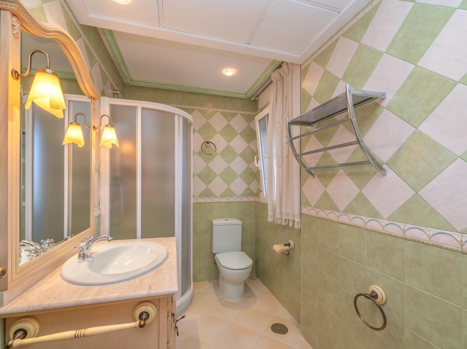 Pareado en El Campello en venta con garaje - 590.000 € (Ref: 9483427)