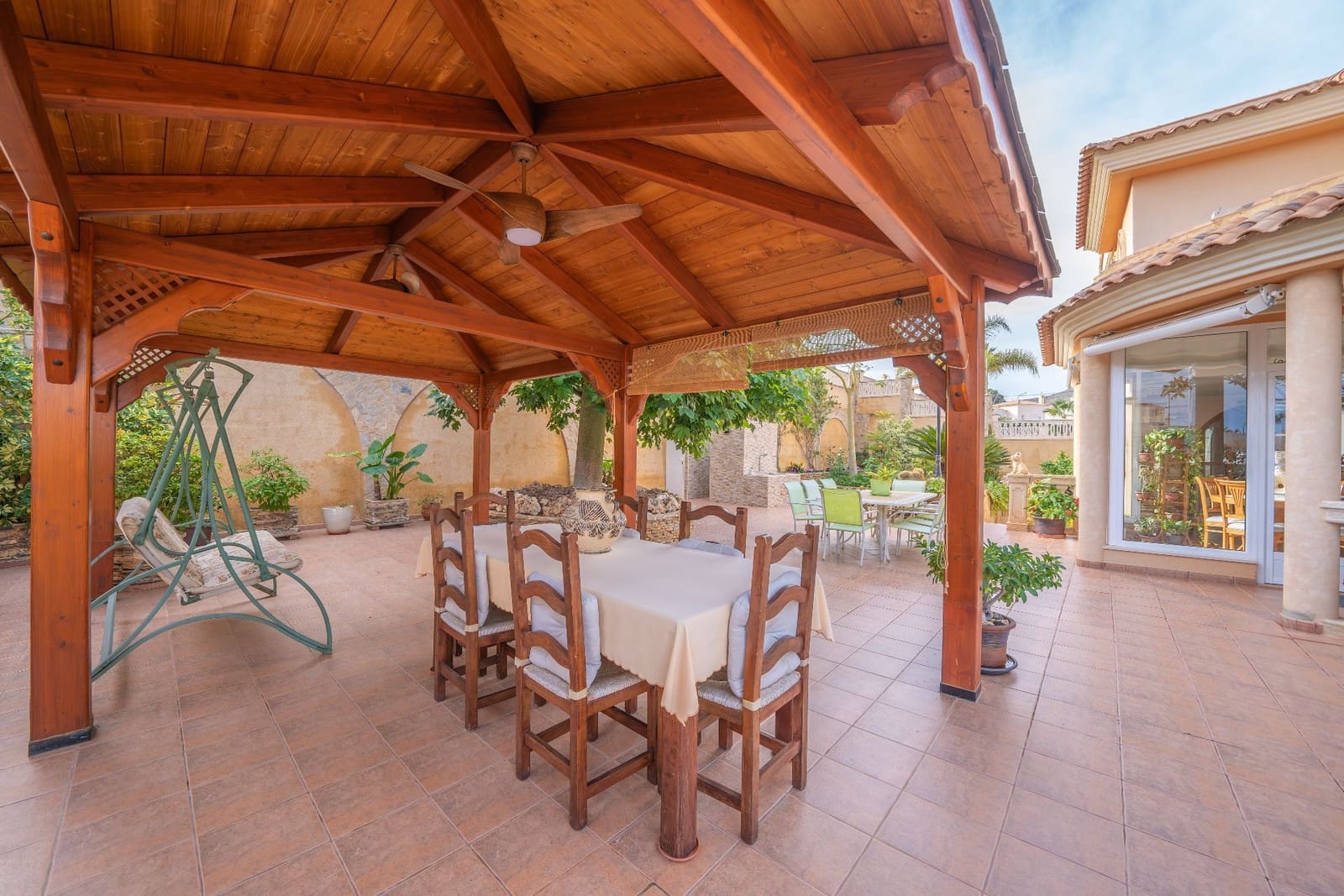 Pareado en El Campello en venta con garaje - 590.000 € (Ref: 9483427)