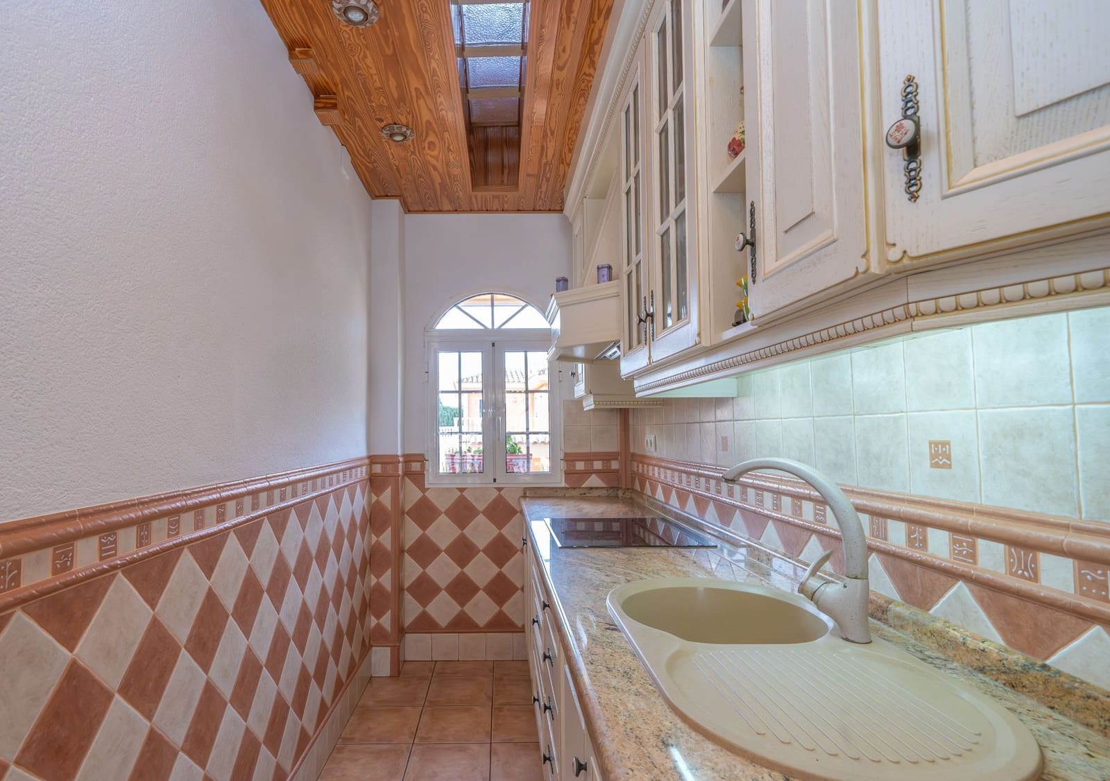 Pareado en El Campello en venta con garaje - 590.000 € (Ref: 9483427)