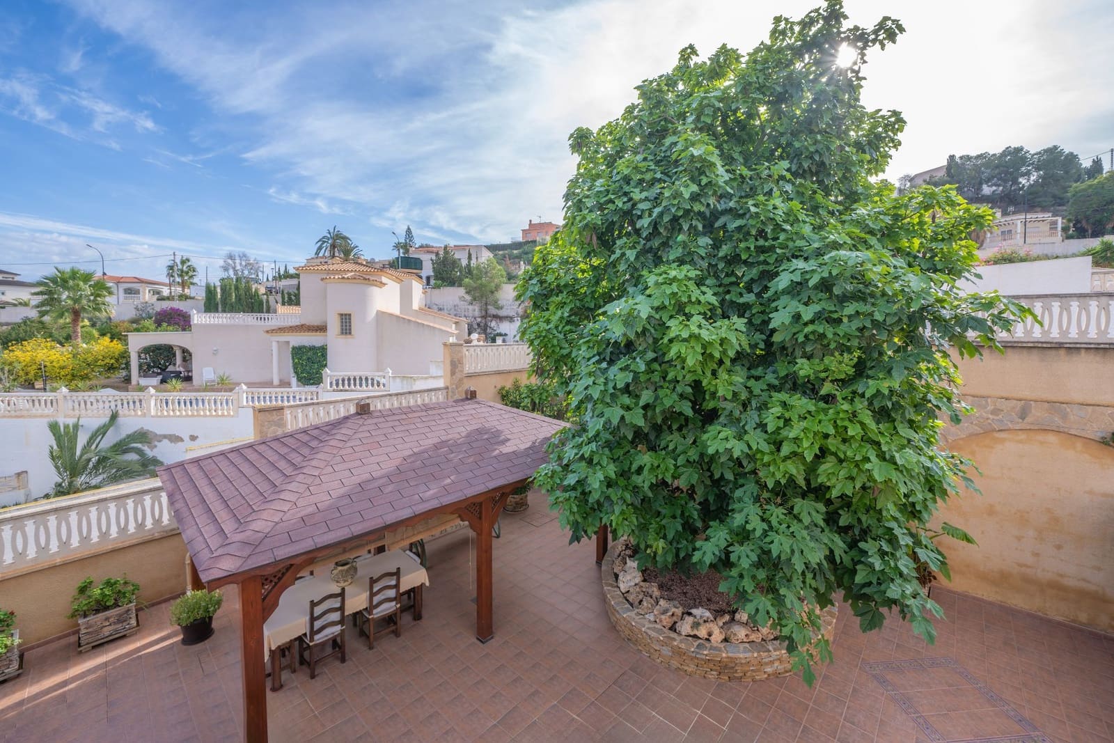 Pareado en El Campello en venta con garaje - 590.000 € (Ref: 9483427)