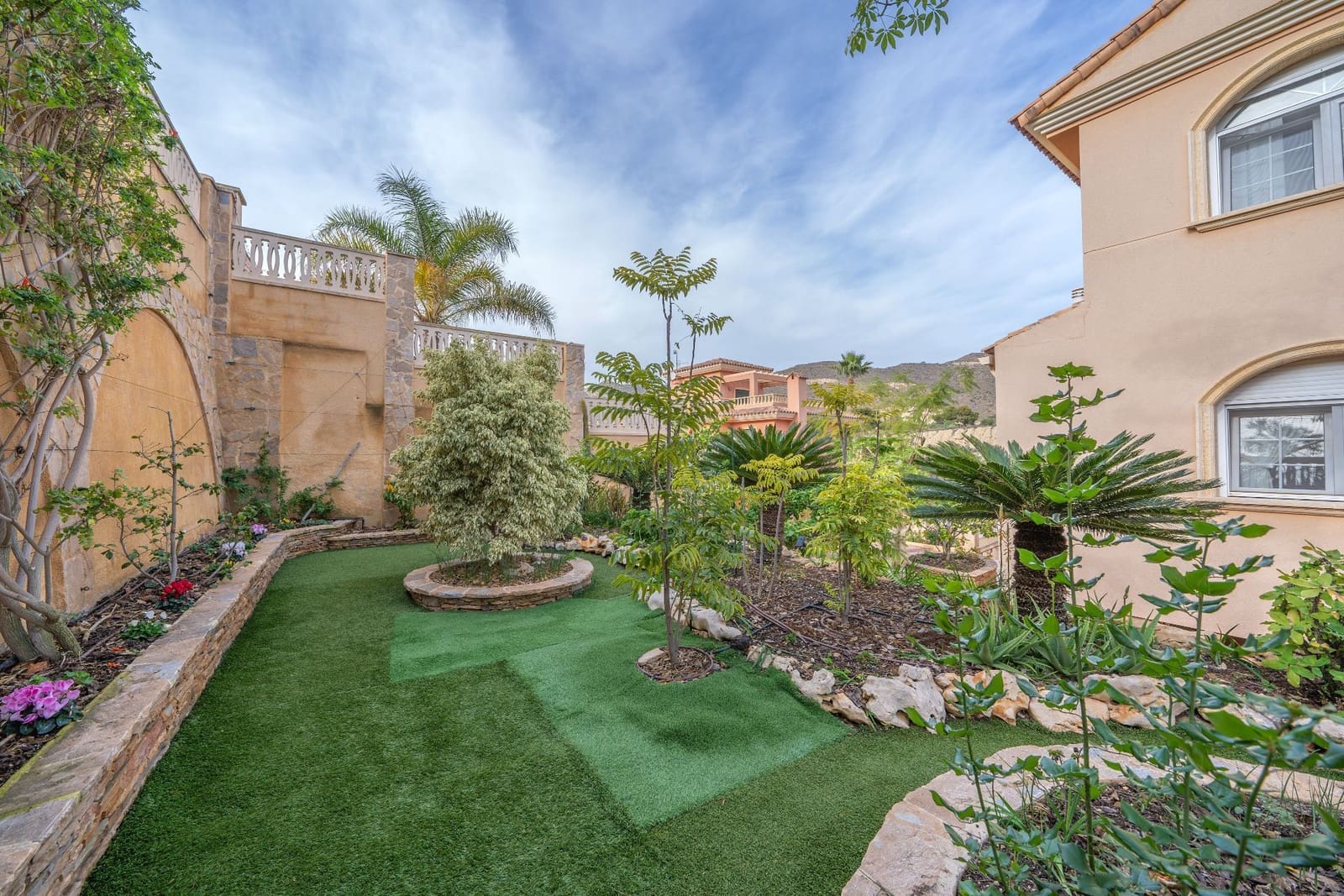 Pareado en El Campello en venta con garaje - 590.000 € (Ref: 9483427)