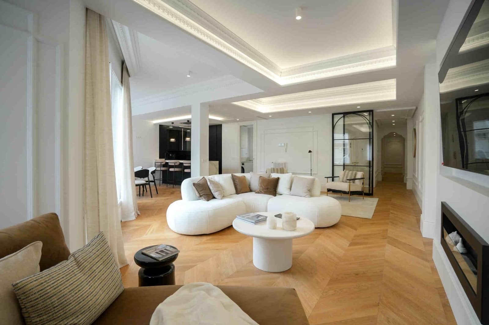 3 slaapkamer Flat te koop in Madrid stad - € 4.500.000 (Ref: 9494285)