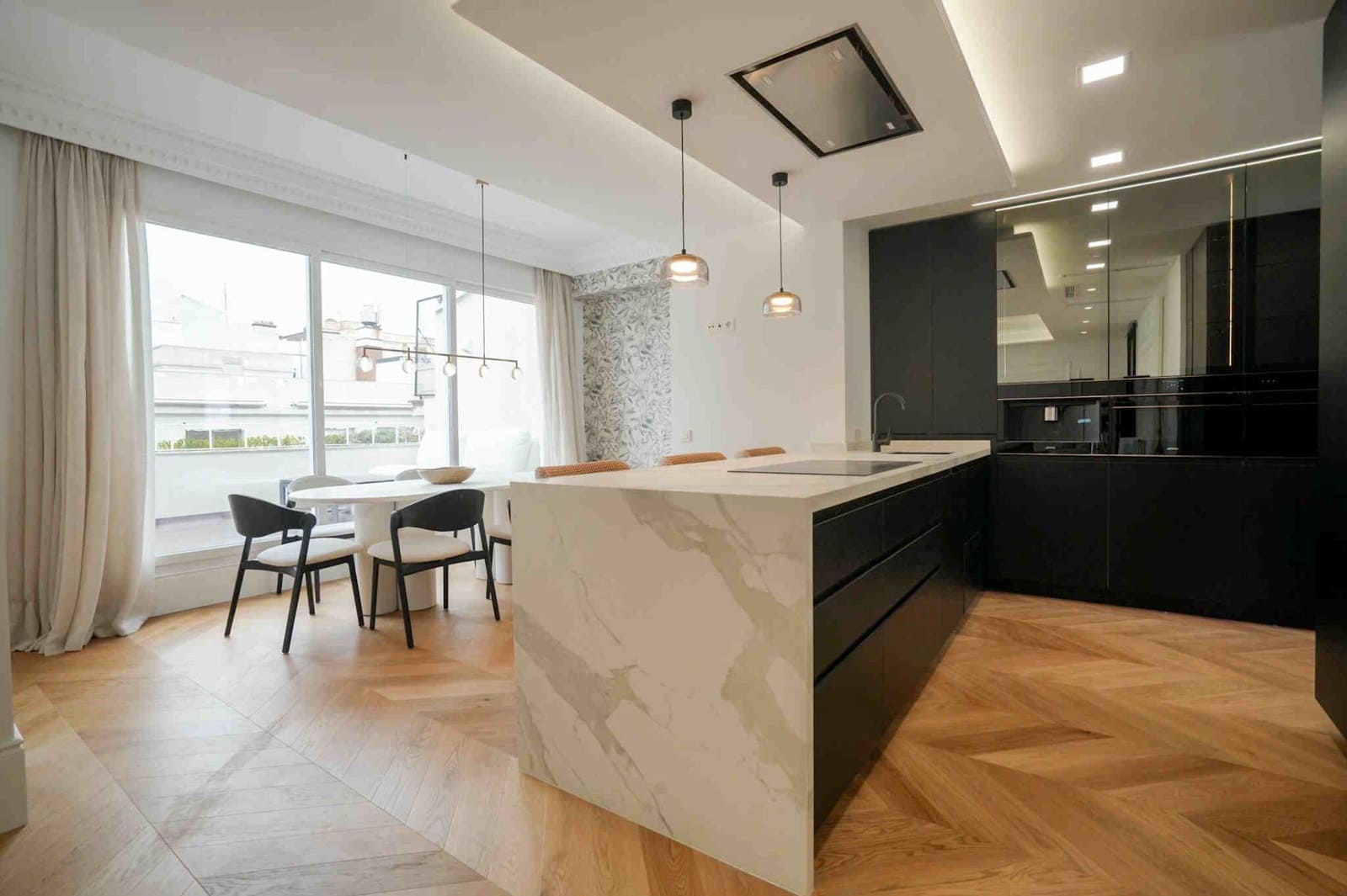 3 slaapkamer Flat te koop in Madrid stad - € 4.500.000 (Ref: 9494285)