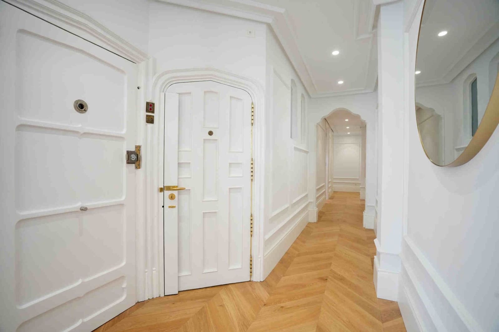 3 slaapkamer Flat te koop in Madrid stad - € 4.500.000 (Ref: 9494285)