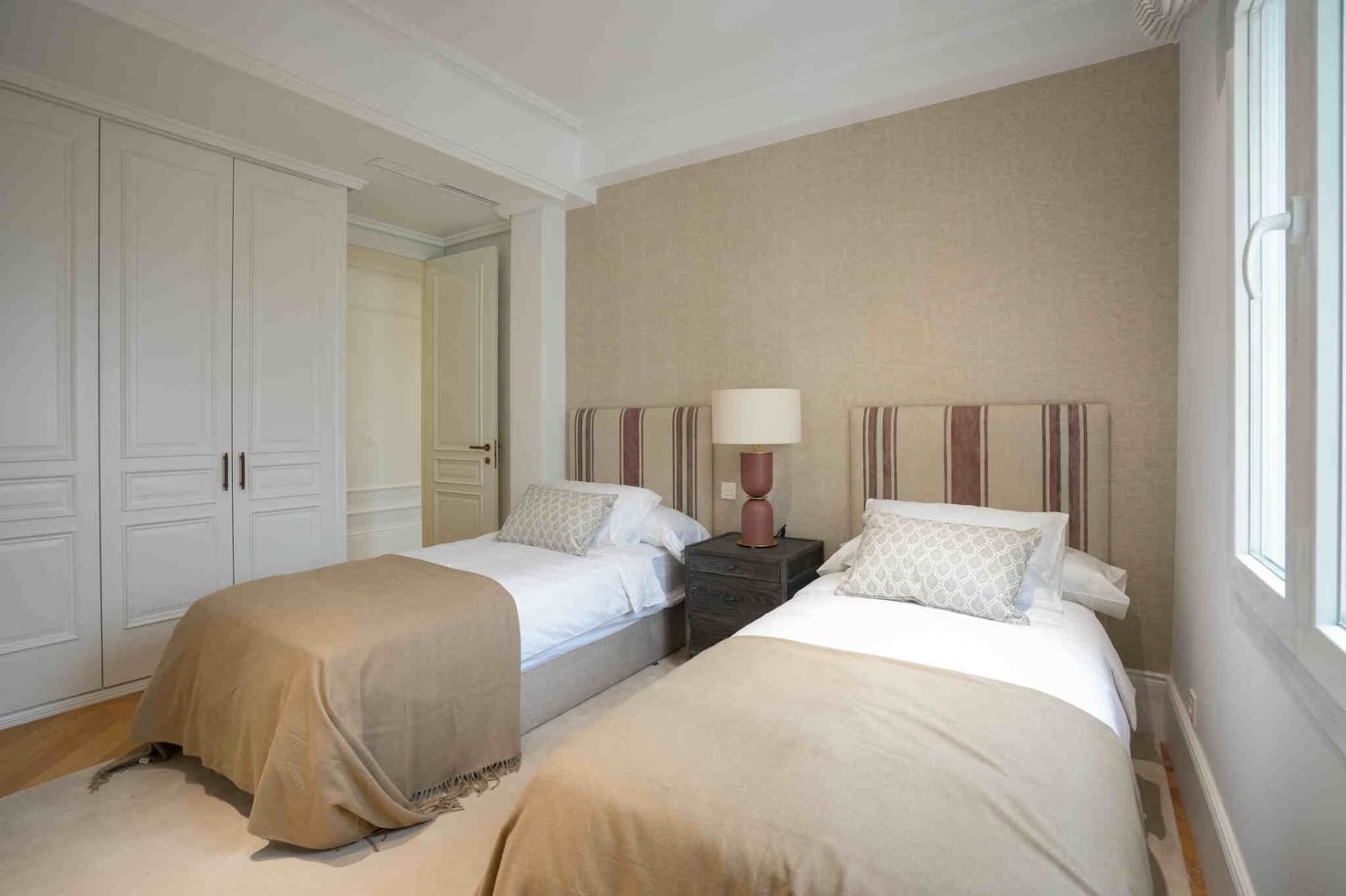 3 slaapkamer Flat te koop in Madrid stad - € 4.500.000 (Ref: 9494285)