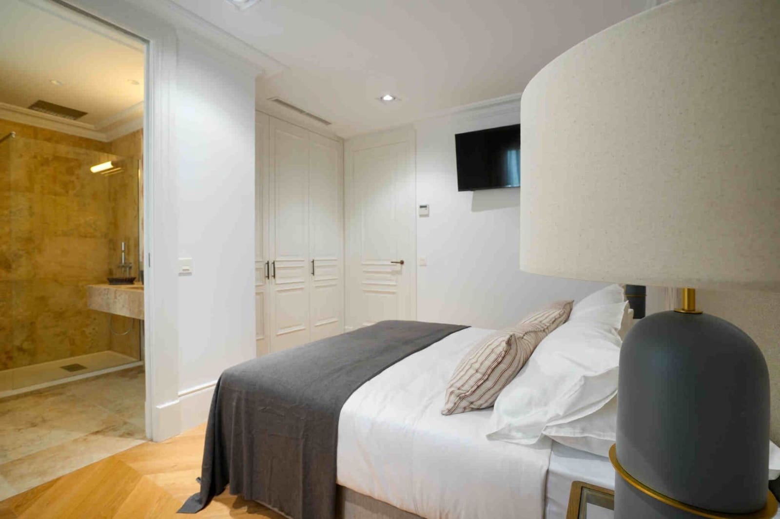 3 slaapkamer Flat te koop in Madrid stad - € 4.500.000 (Ref: 9494285)