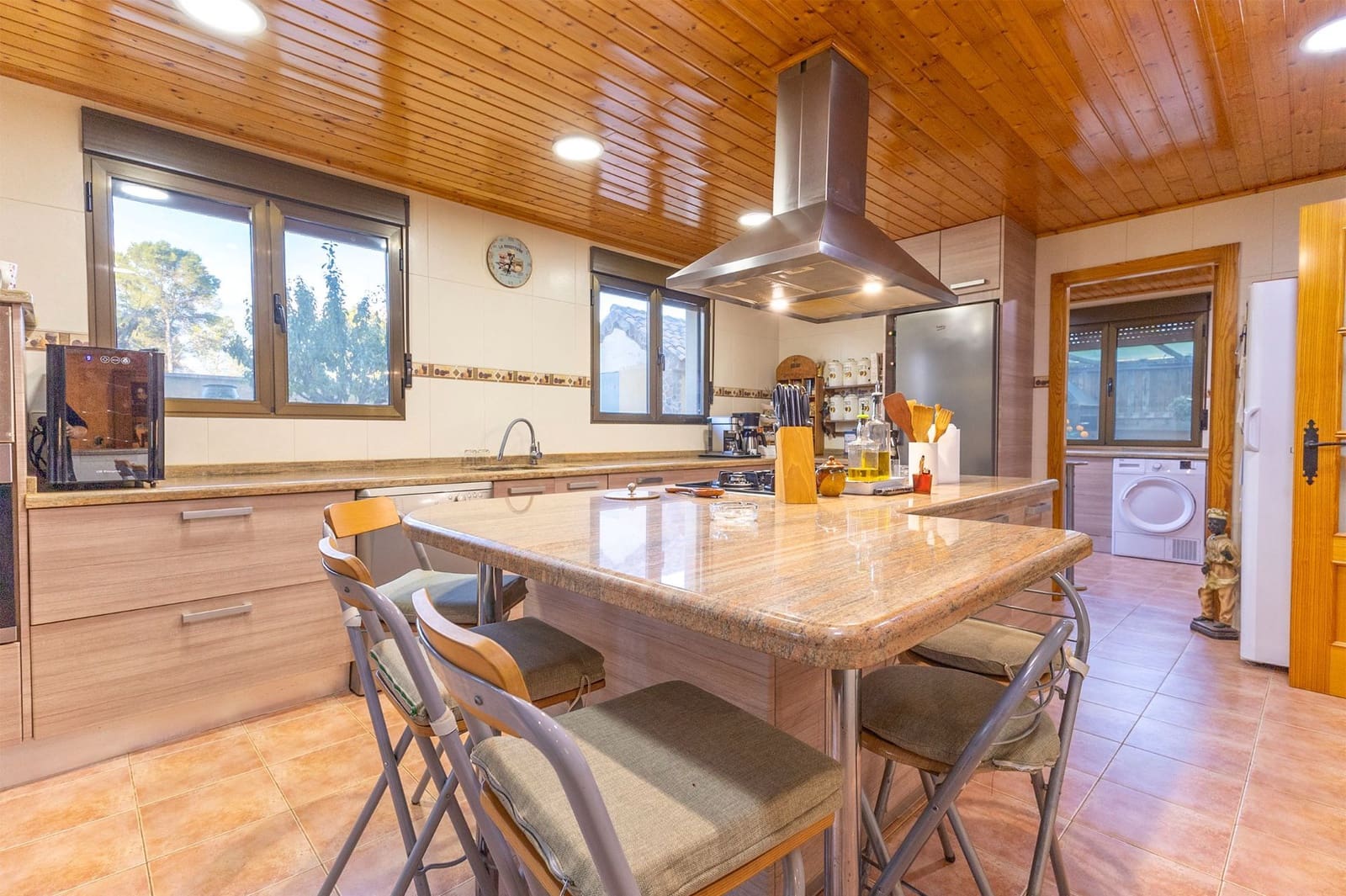 4 soveværelse Villa til salg i Alicante by med swimmingpool garage - € 473.900 (Ref: 9501847)