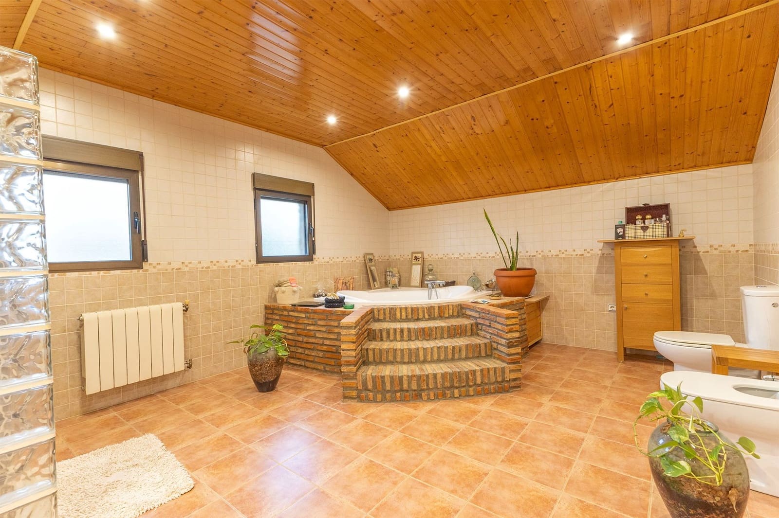 4 soveværelse Villa til salg i Alicante by med swimmingpool garage - € 473.900 (Ref: 9501847)