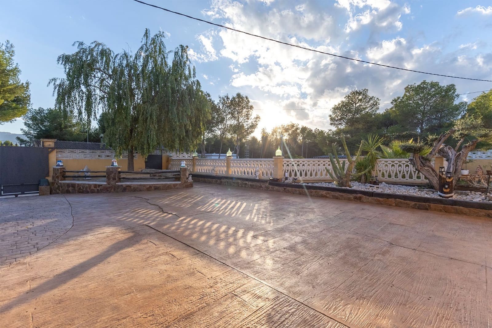 4 soveværelse Villa til salg i Alicante by med swimmingpool garage - € 473.900 (Ref: 9501847)