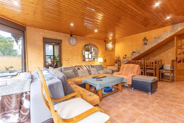 4 soveværelse Villa til salg i Alicante by med swimmingpool garage - € 473.900 (Ref: 9501847)