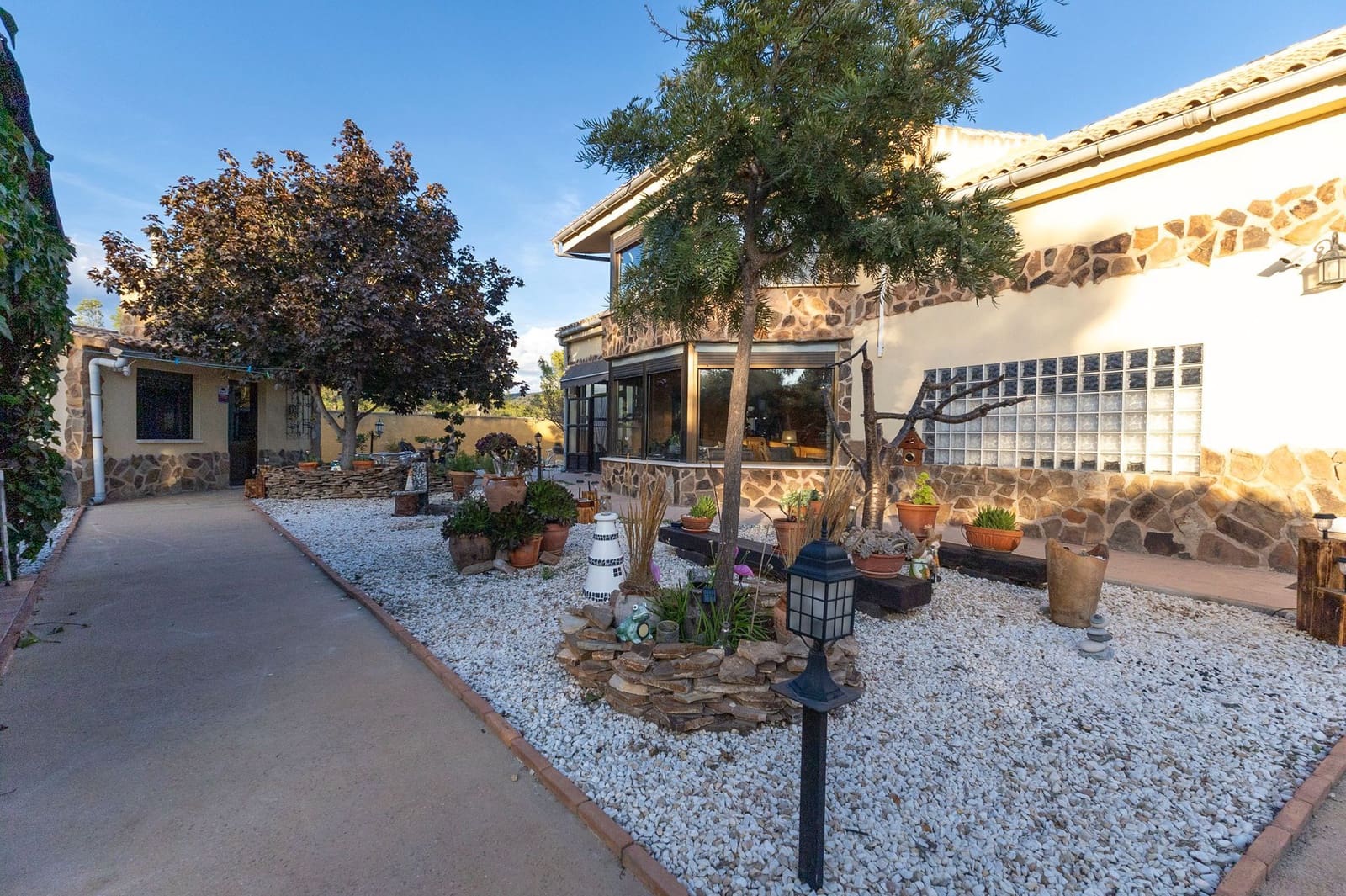 4 soveværelse Villa til salg i Alicante by med swimmingpool garage - € 473.900 (Ref: 9501847)