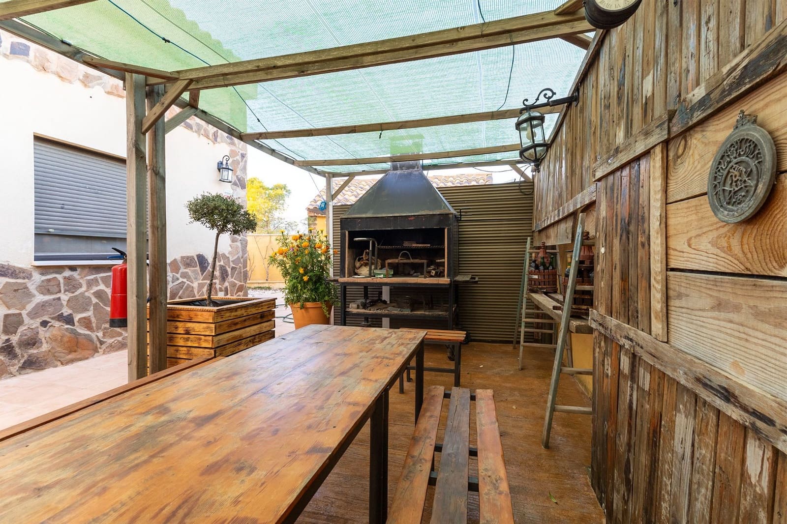 4 soveværelse Villa til salg i Alicante by med swimmingpool garage - € 473.900 (Ref: 9501847)