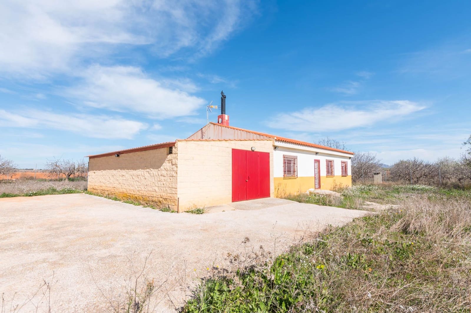 Chalet de 3 habitaciones en Pliego en venta - 315.000 € (Ref: 9501849)