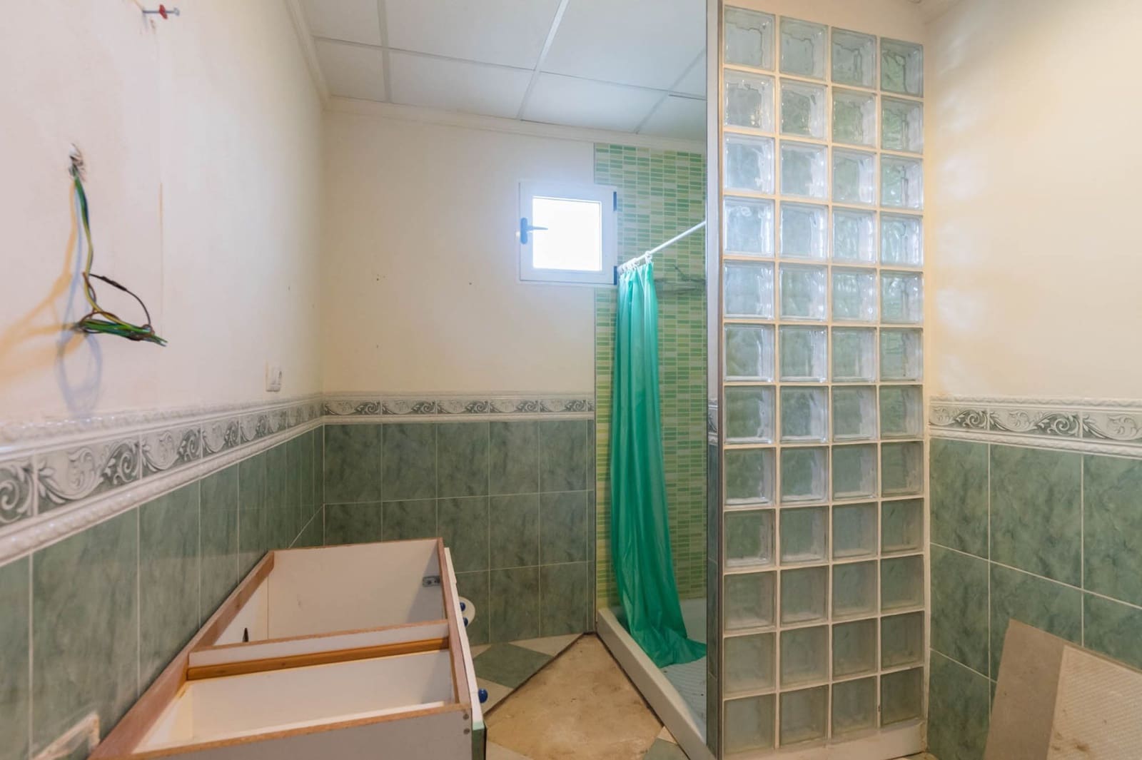 Chalet de 3 habitaciones en Pliego en venta - 315.000 € (Ref: 9501849)