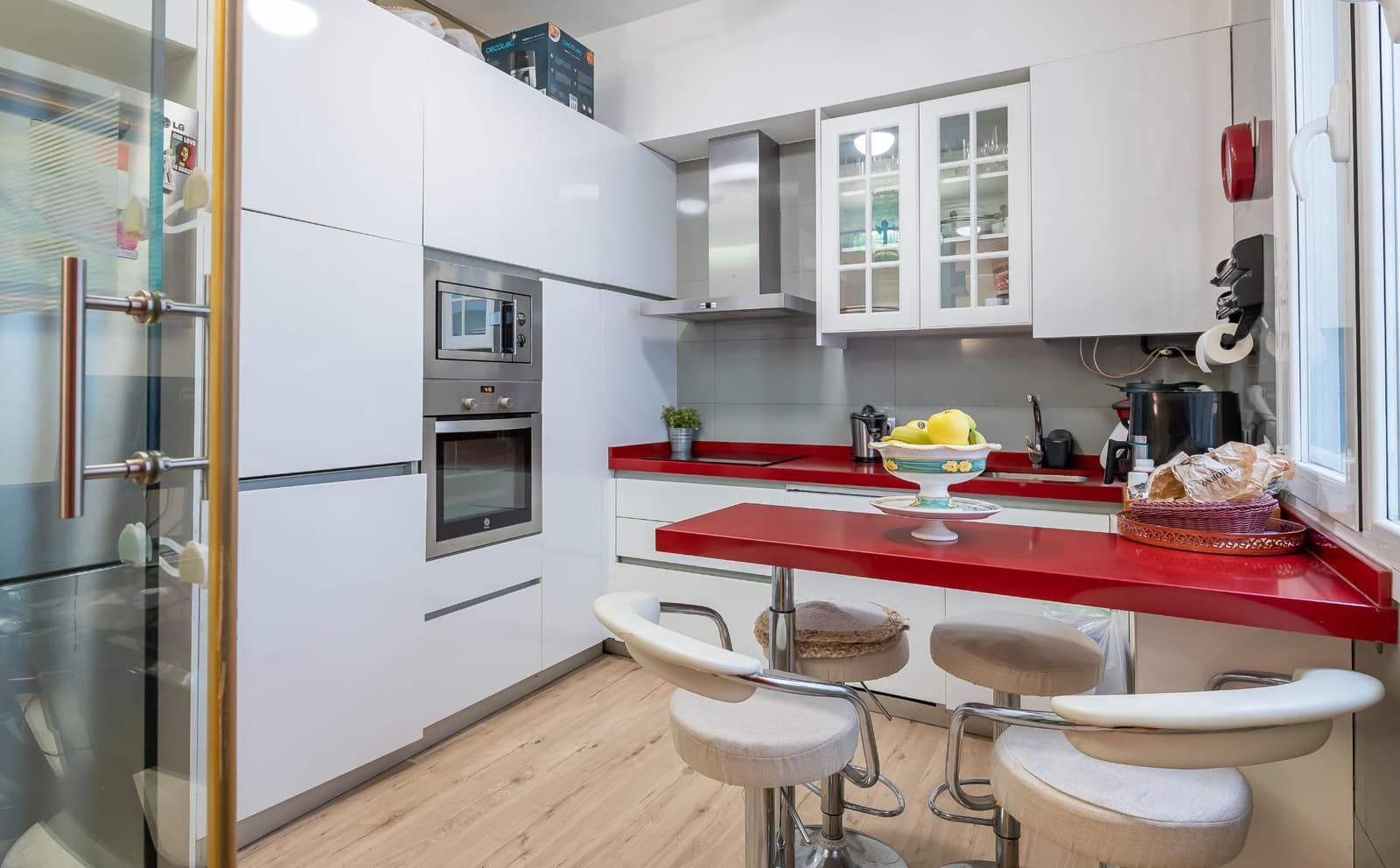 4 bedroom Apartment for sale in Madrid city with garage - € 1,290,000 (Ref: 9503856)